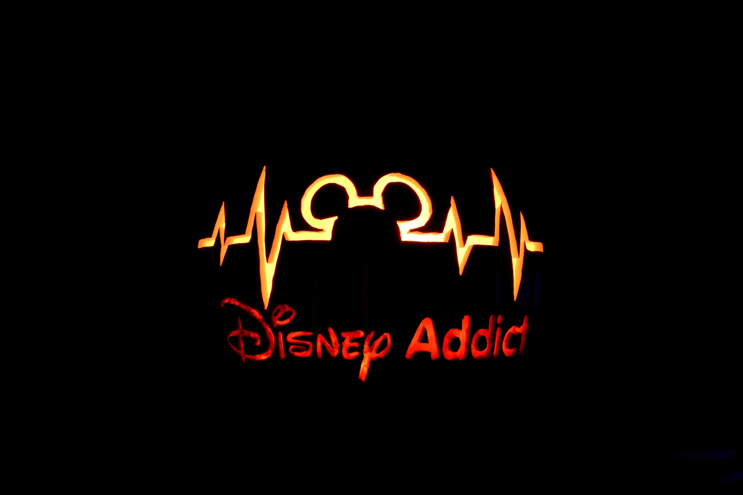 Disney Addict-min
